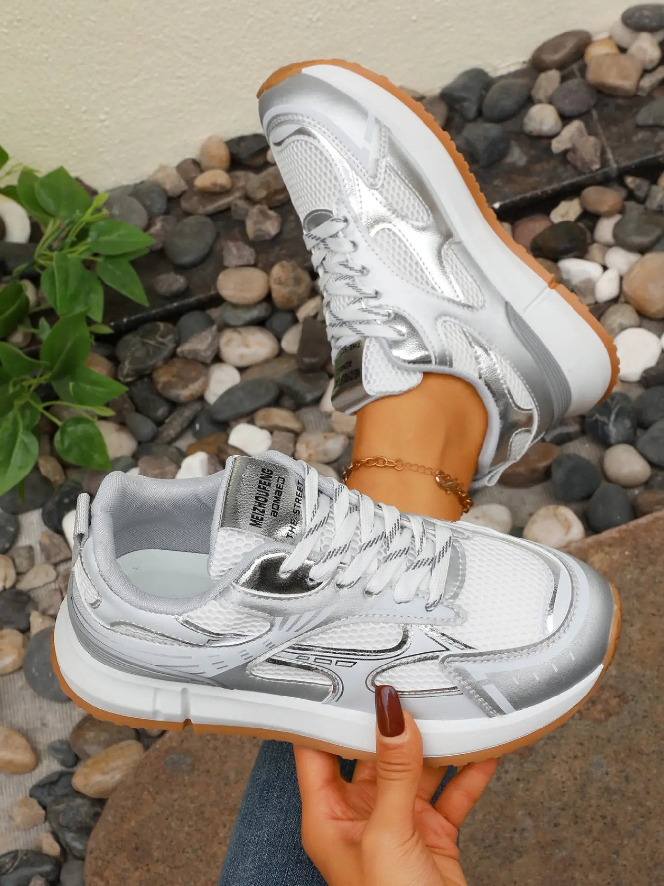 Silver Color Breathable Mesh Running Shoes, Metal Patch Lightweight Height-Boosting Casual Dad Sneakers, Workout Sneakers, Anti-Slip Rubber Sole, All Seasons Women's Sports Shoes