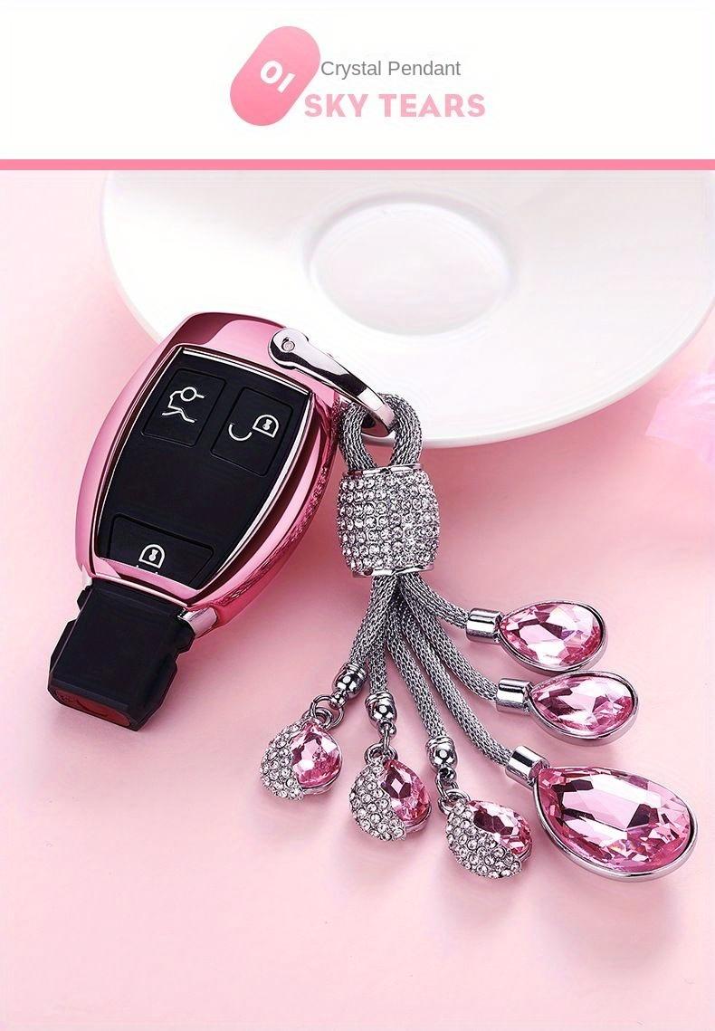 High-End Women's Car Keychain with Horseshoe Buckle, Suitable for BMW and for Mercedes-Benz Key Accessory Cord, Featuring High-Grade Artificial Diamonds
