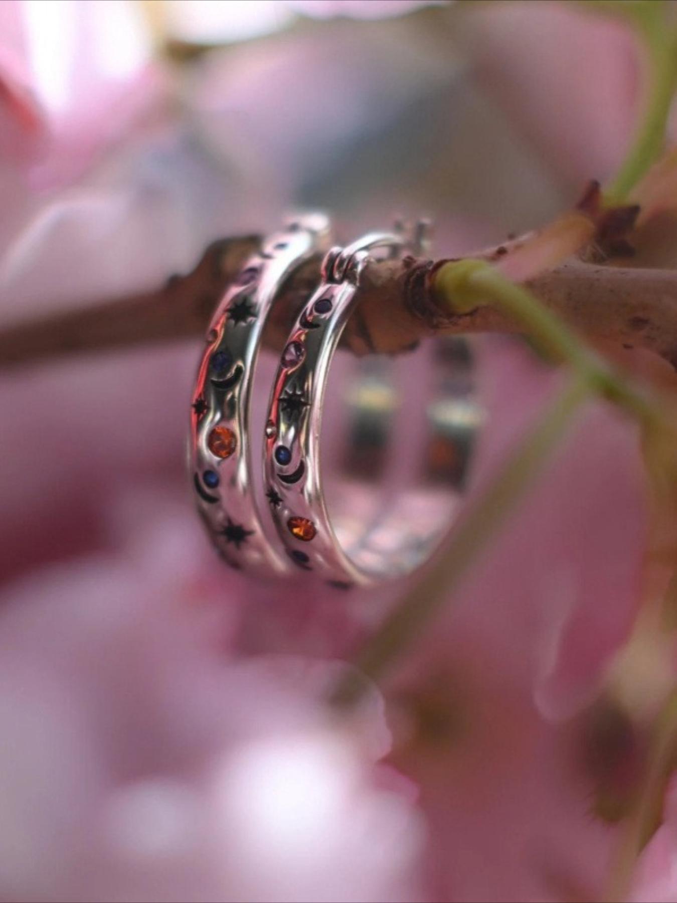 Star & Moon Engravings Hoop Earrings, Fashion Jewelry for Party, Daily Clothing Decor, Trendy All-Match & Exquisite Jewelry for Birthday Gift, Fashionable Hoop Earrings