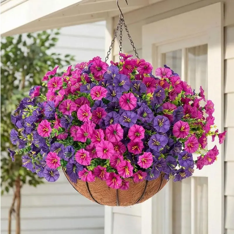 Four-season decorative Beautiful artificial hanging flower and plant baskets, UV-protective artificial petunia hanging baskets, Planters, with realistic effects suitable for home decoration in indoor and outdoor porches, terraces and balconies.
