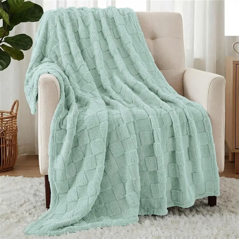 Plush Checkered Fleece Blanket Sage Green Throw (50x60 Inch) | Soft, Cozy, Couch, Bed,  Decor, Travel Friendly, Throws,  for Women and Men