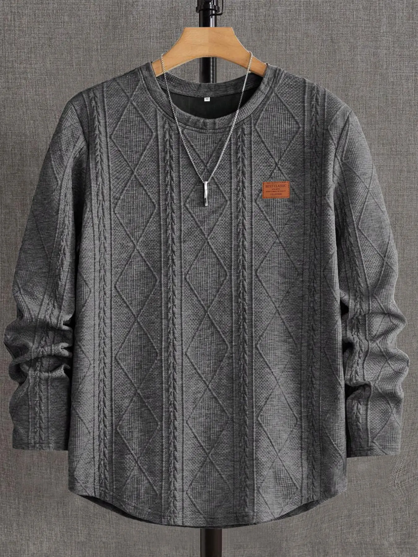 Men's Regular Fit Patched Detail Textured Knit Tops, Casual Long Sleeve Round Neck T-shirt for All Seasons, Aesthetic Fashion Men's Classic Knit Top for Daily Wear, Knitwear