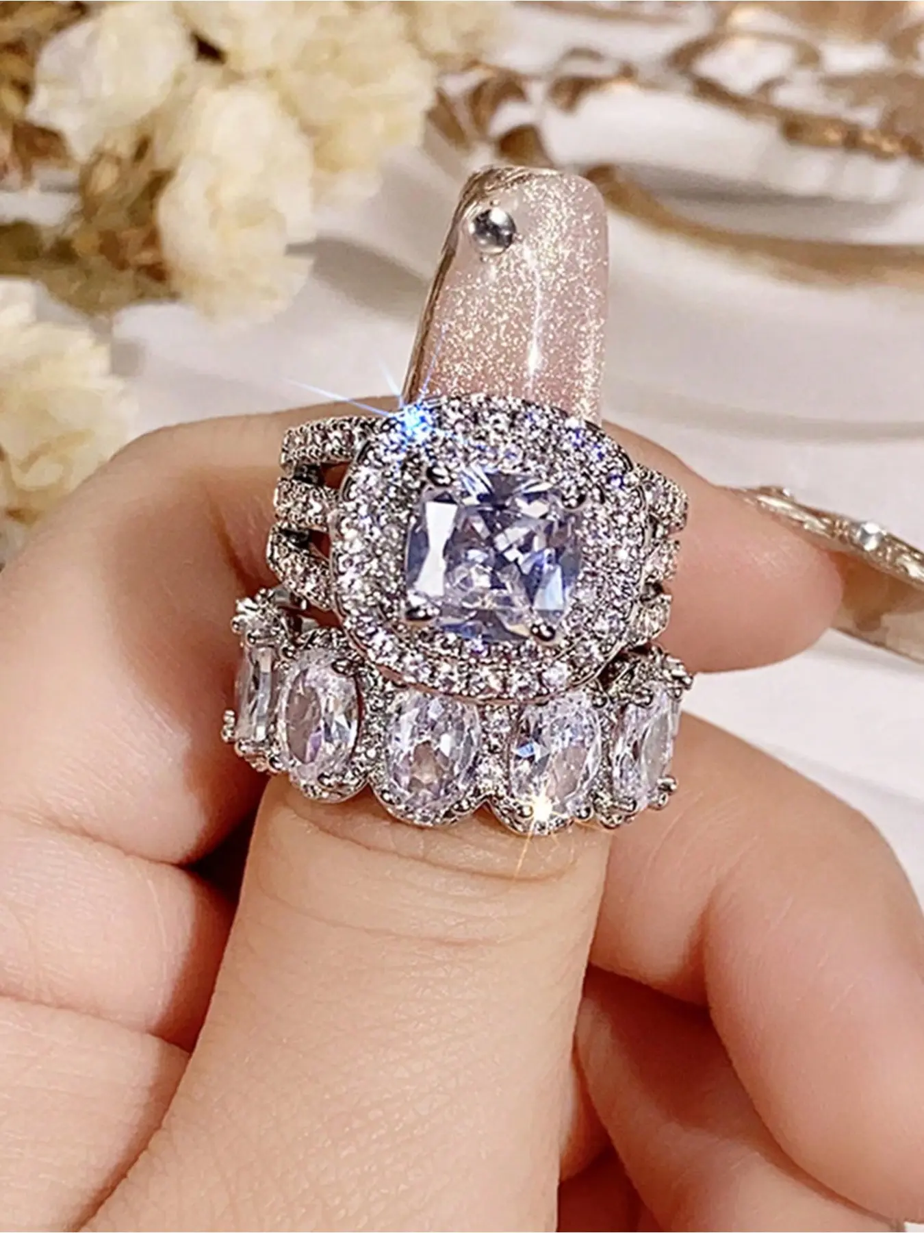 2Pcs Luxurious Bridal Stackable Cushion Cut Cubic Zirconia Ring Set Engagement Wedding Ring Women Fashion Accessories  Bridal Jewelry Christmas Valentine's Day Anniversary Gifts Stackable Rings Set