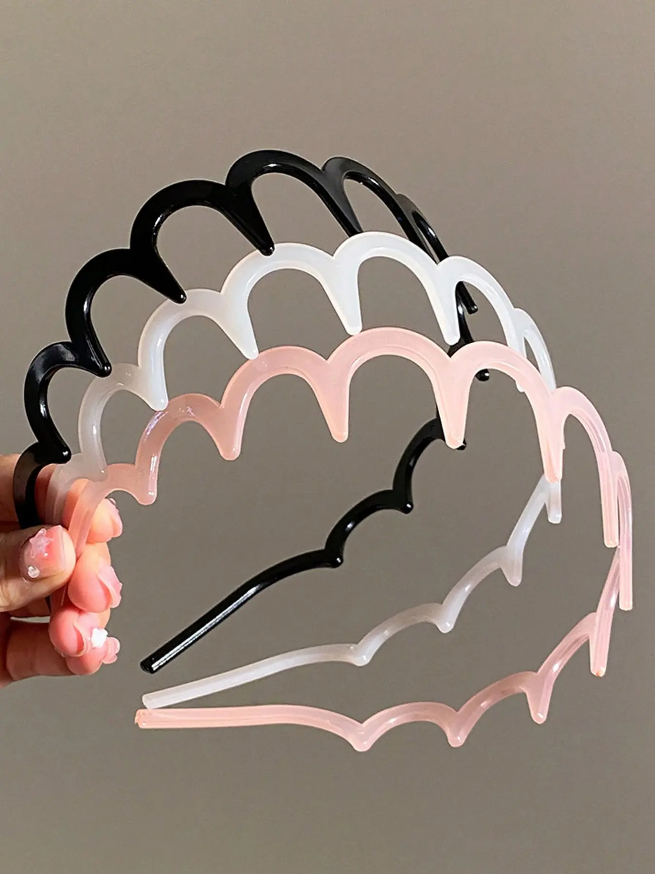 3pcs 38cm/14.96in Black, White, Pink Minimalist Non-Slip Serrated Lightweight Plastic Headband, Non Slip Headbands, Simple Hair Accessories Suitable For Daily Outing, Leisure, Party, Commute, Vacation