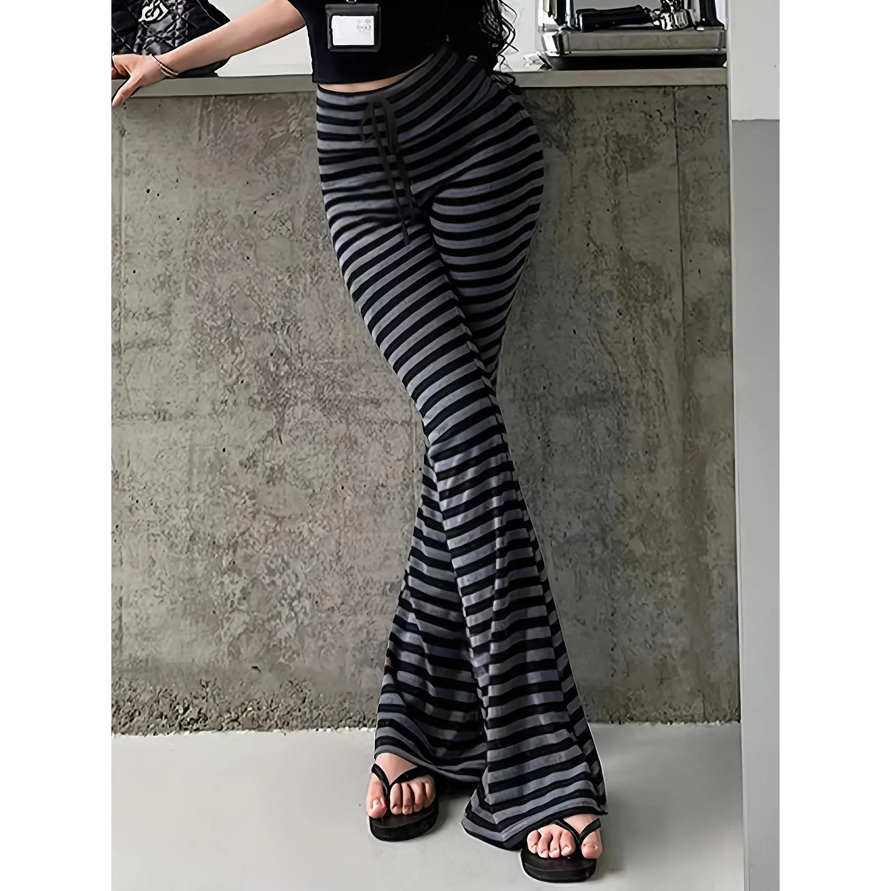 Women's Striped Joggers with a Flare Leg Cut in Polyester Knit, Featuring Mid Elasticity and a Faux Waist Pouch sweatpants, Xxl, Outdoor Sports, Synthetics, Sizes S–Xxl, Full Length Pants, Machine Wash Safe, All Seasons, Female Joggers, Sporty Joggers