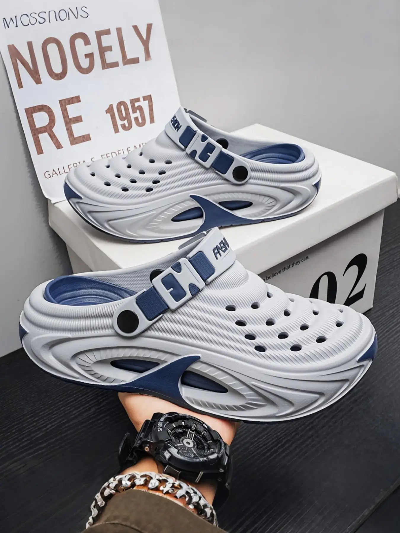 Mecha chunky platform elevated men closed toe clogs, non-slip hollow outdoor sport slippers with adjustable heel strap