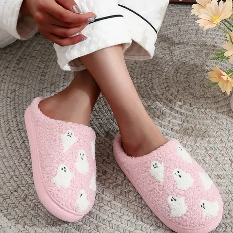 Women's Cute Cartoon Ghost-Print Plush Slippers, Soft Warm Slip-On House Shoes for Indoor and Outdoor Wear