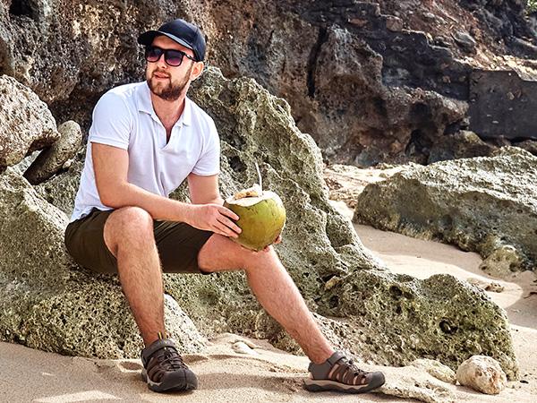 NORTIV8 Men's Closed Toe Outdoor Hiking Sandals for Breathable and Anti-Slip Adventure Walking Snorkeling Athletic Shoes