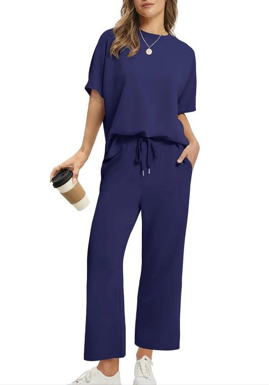 Women's Two-Piece Summer Outfit: Oversized Wide-Leg Cropped Pants Casual Set with Round Neck for Beach Vacation