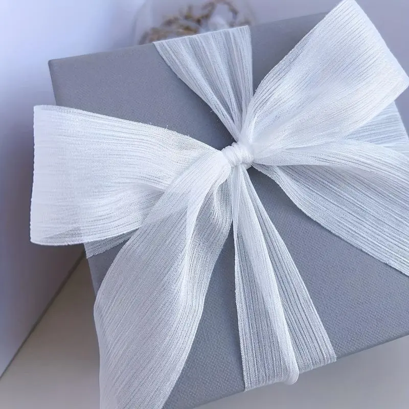 1 Roll Multicolor Ribbon Pleated Chiffon 4cm/1.57Inch Handmade Tulle Fabric Snow Tulle Ribbon for Bouquet Wedding Decoration Gift Wrapping Bridal Flower Bouquet Wedding Invitations Decor Gift Wrappin