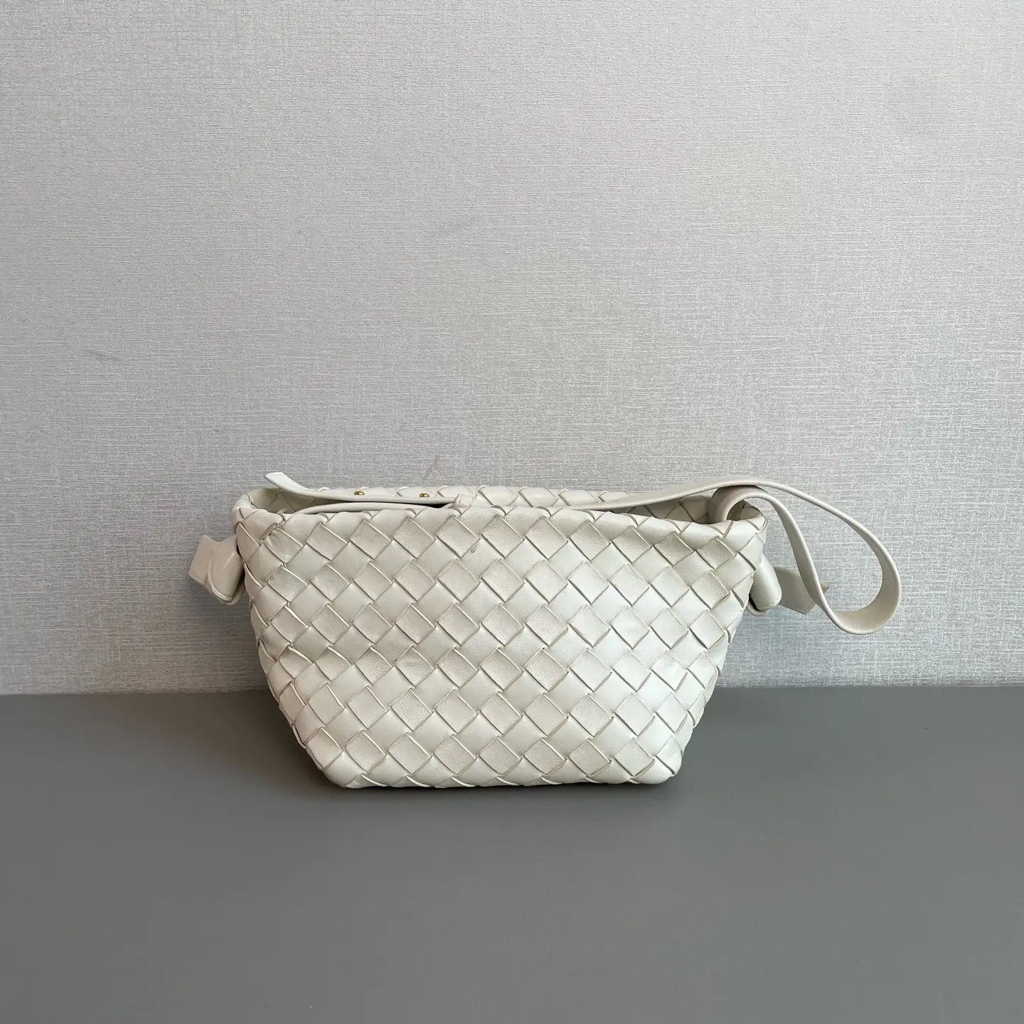 Pre-owned Bottega Veneta White Intrecciato Mini Twist Bag SC142