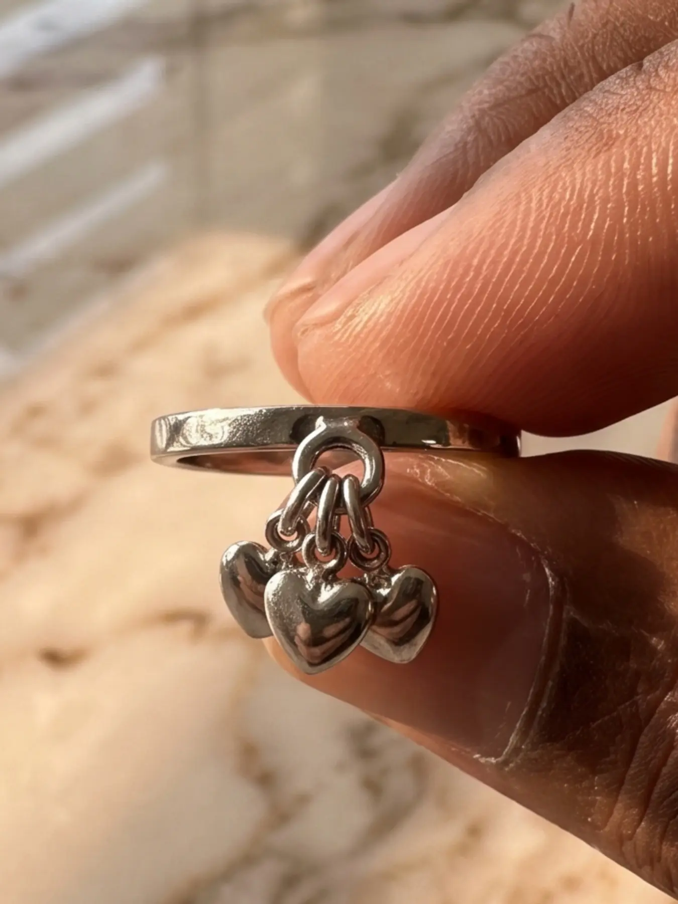 Minimalist Fashion Silver‑Tone Love Ring for Women with Dangling Heart Charm Design Suitable for Daily Date and Party Wear Romantic Gift for Her