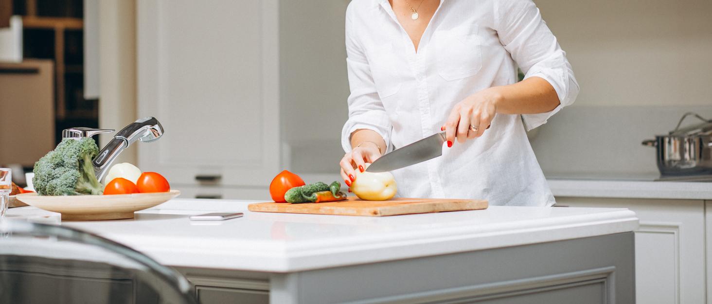 32 oz Reusable Glass Milk Bottles with Silicone Dispenser Cap, 2 Pack Glass Jars with Airtight Screw Lid, Leak Proof Juice Bottles with Scale Mark Breastmilk Storage Container for Fridge 32 oz Reusable Glass Milk Bottles with Silicone Dispenser Cap, 2 Pack Glass Jars with Airtight Screw Lid, Leak Proof Juice Bottles with Scale Mark Breastmilk Storage Container for Fridge