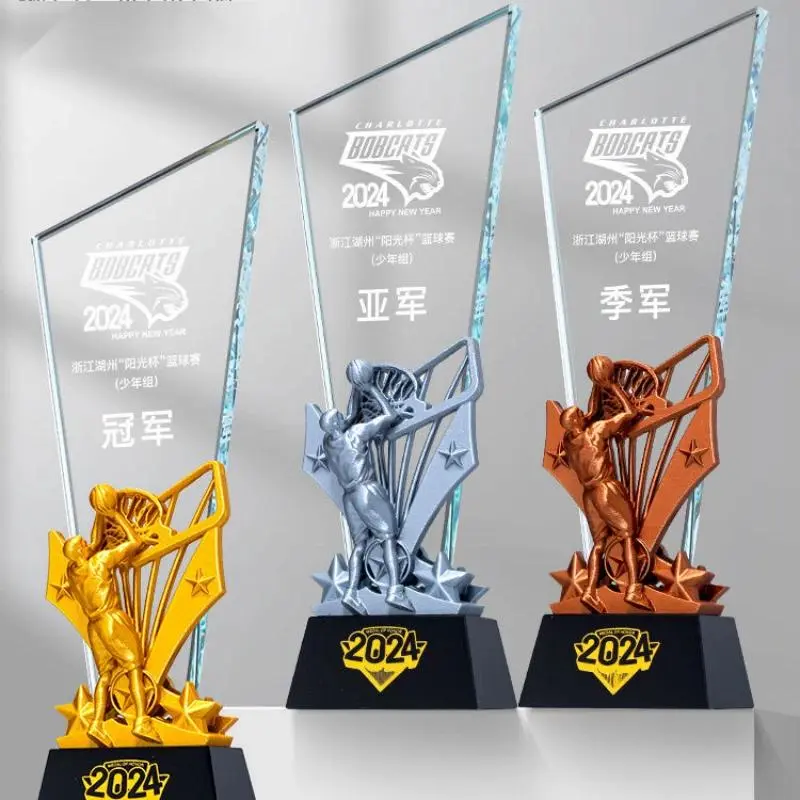 The sports competitions, crystal trophies, awards, basketball, football, badminton and table tennis are all high-end and grand