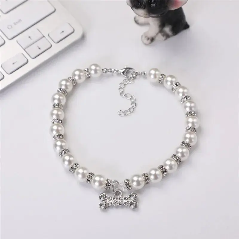 1pcs Beaded Dog Pearl Necklace Collar with Diamond Bone Pendant - Stylish All-Seasons Pet Accessory for Gatherings, 30cm Length Dog Supply, L:30cm