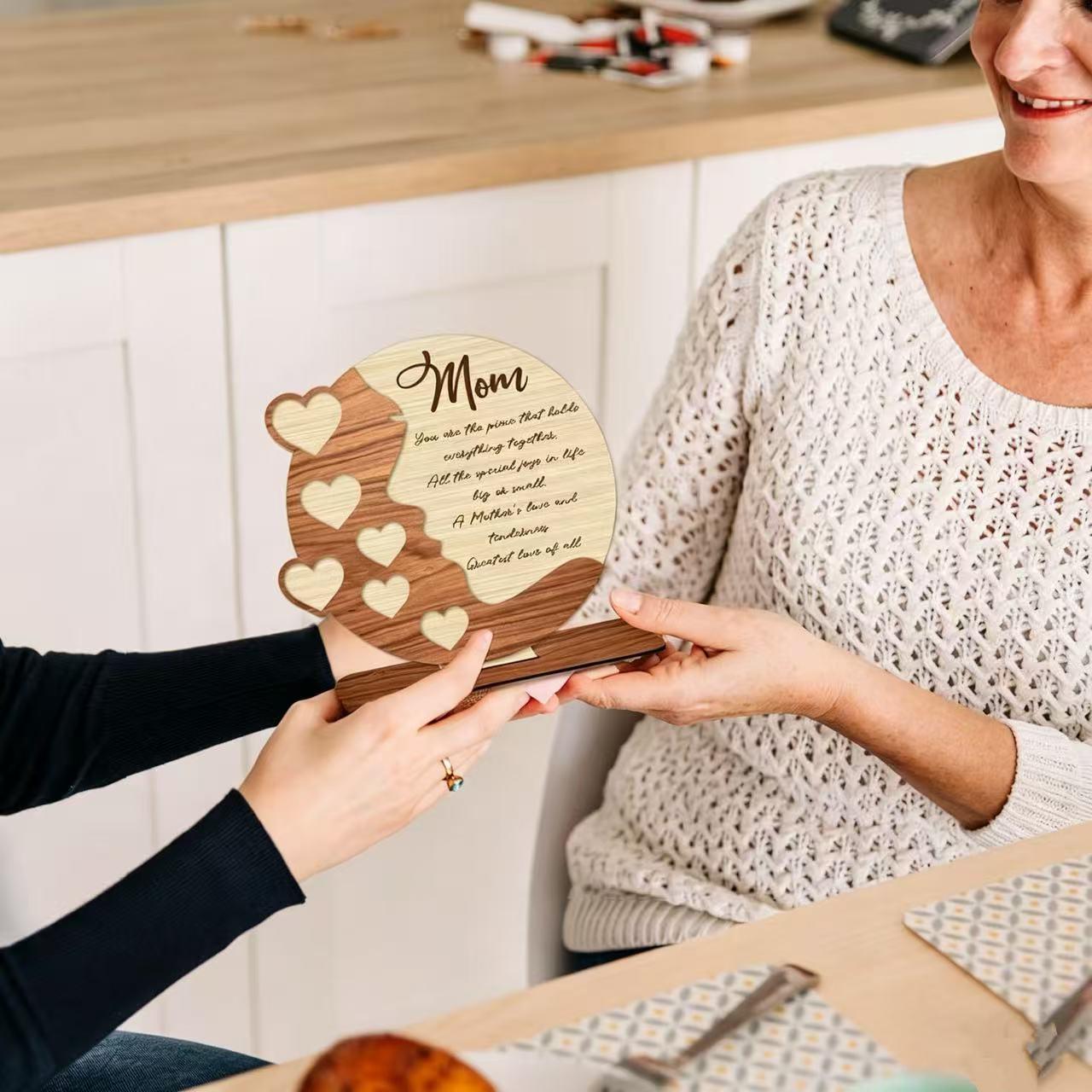 Mother's Day gift photo frame decoration - hollow wooden ornament - heartwarming mother's love message - suitable for birthdays and Mother's Day, adaptable to various occasions