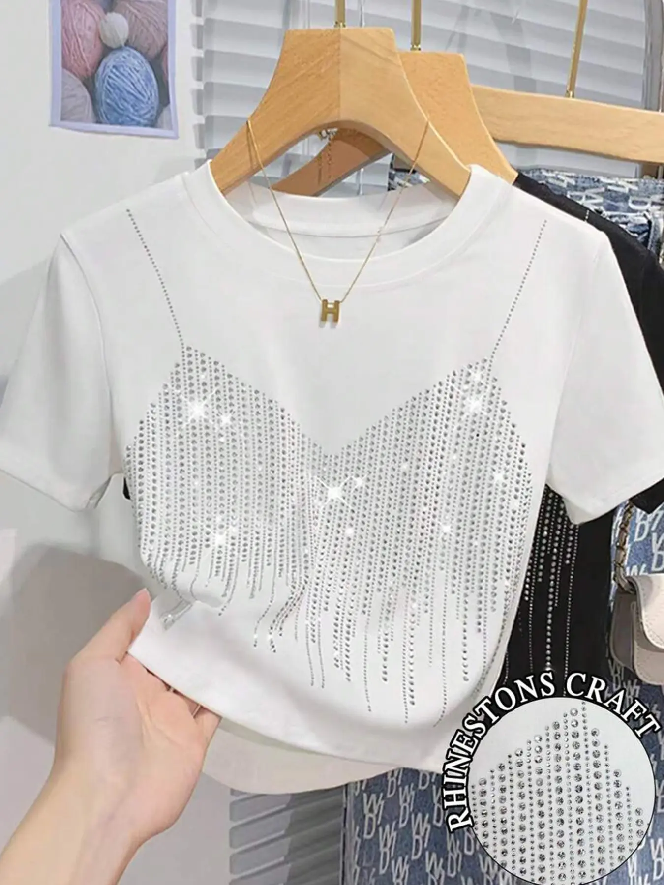 Women's White And Silver Starry Sky Sequined T-Shirt,Diamond Embossed High-Waist Slim Short Round-Neck Rhinestone Tee, Summer Y2k Night Out Fashionable Top,Shiny Bling Clubwear