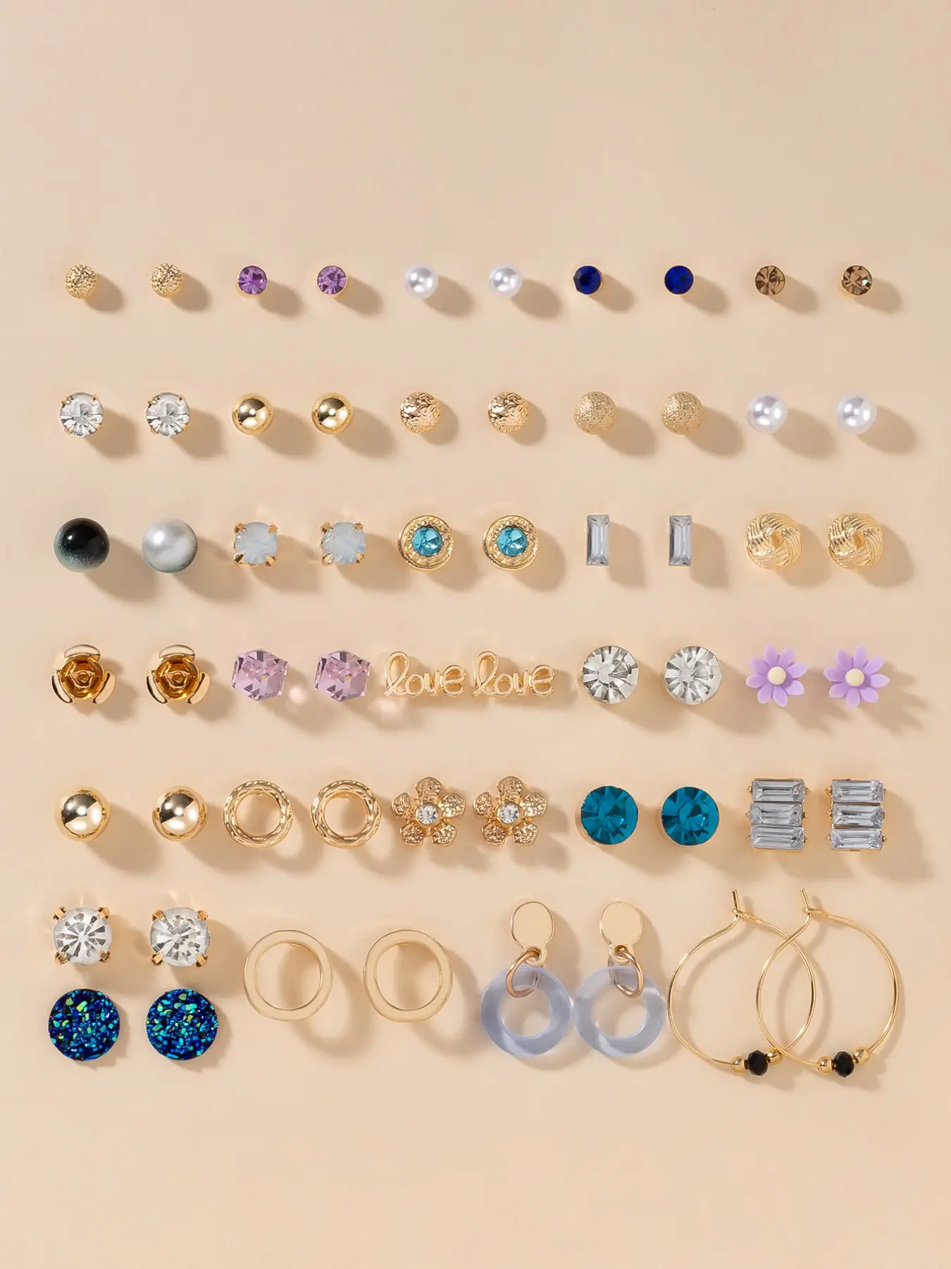 30 Pairs Colorful Floral Letter Earrings, Elegant Tiny Studs for Women, Daily Wear Fashion Jewelry, Simple and Chic Design