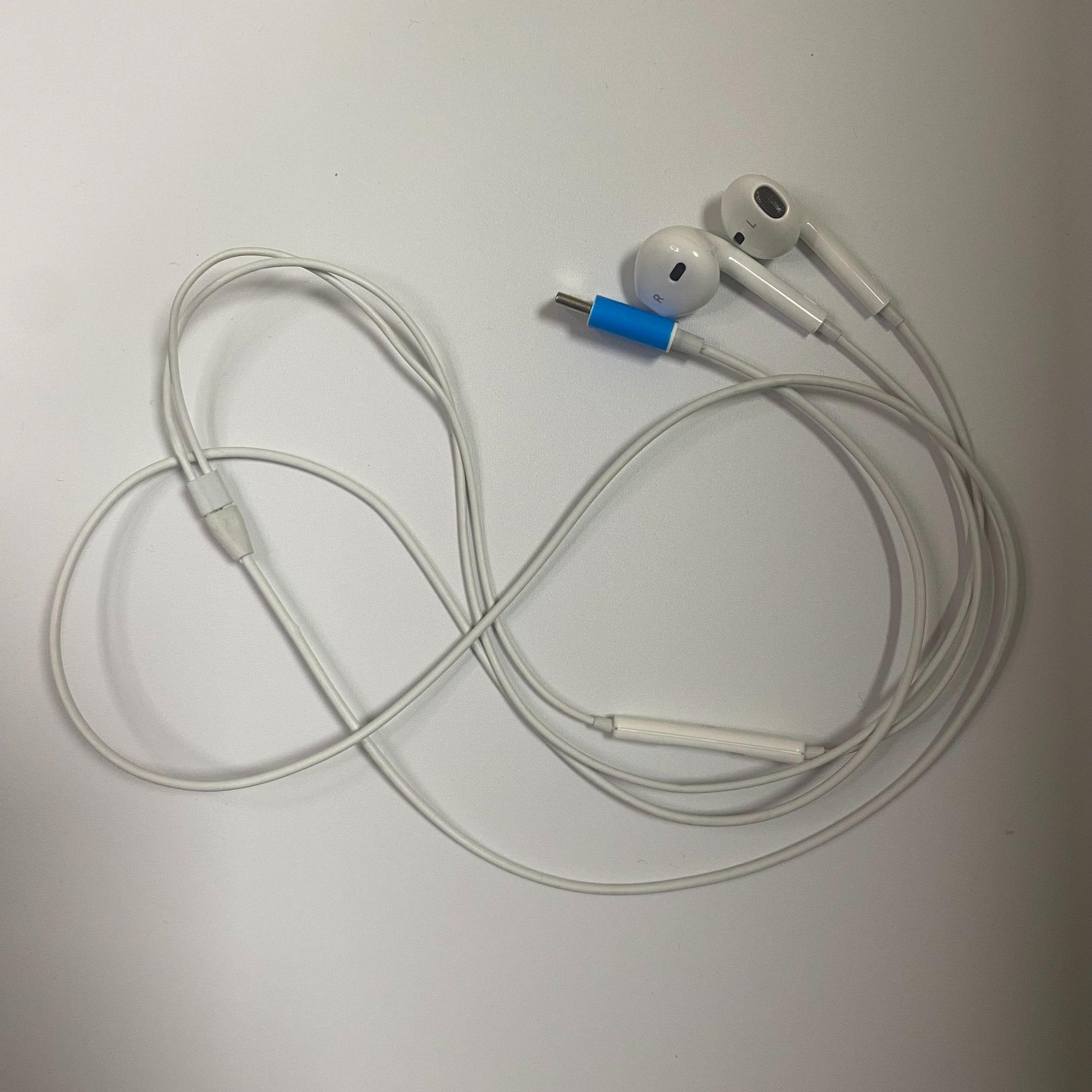 Type-C Wireless Bluetooth Earbuds – Mic & Volume Control, High Quality Portable Earphones