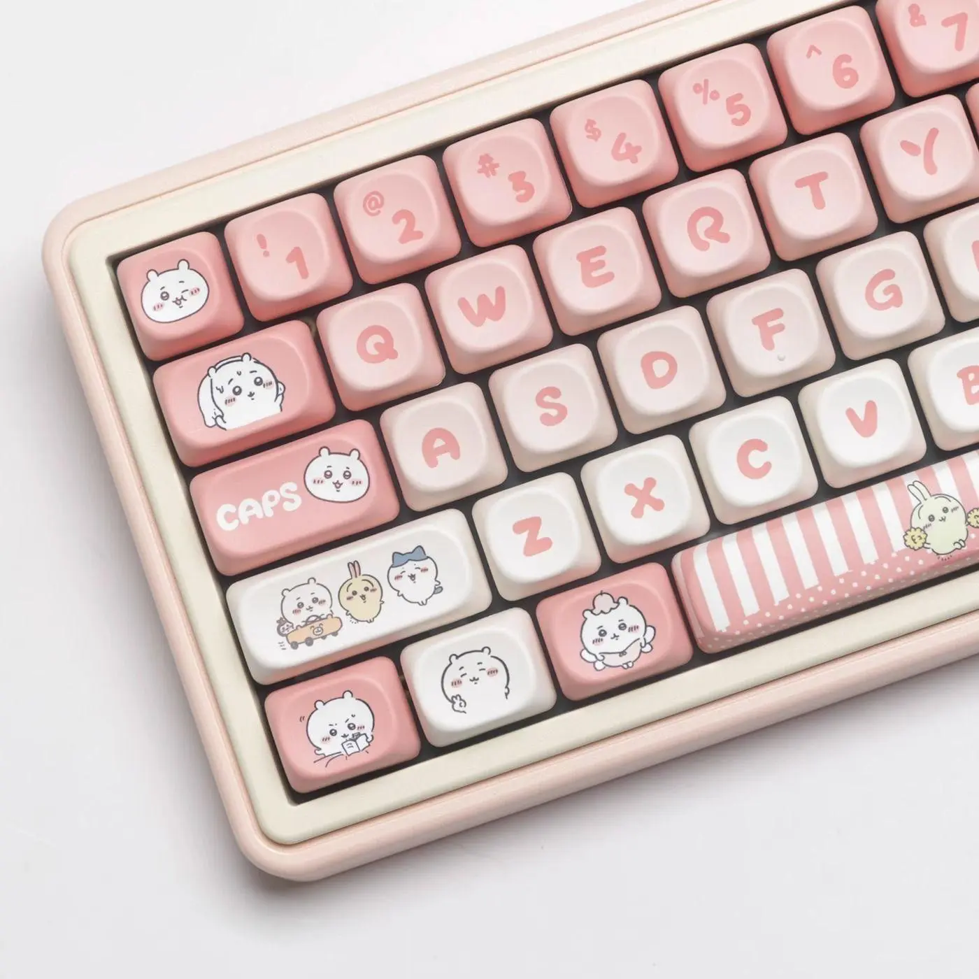 Cute Chiikawa Pink Mechanical Keyboard Keycaps Kawaii Hachiware Usagi Momonga MOA Profile Cross Axis Sublimation PBT Keycaps