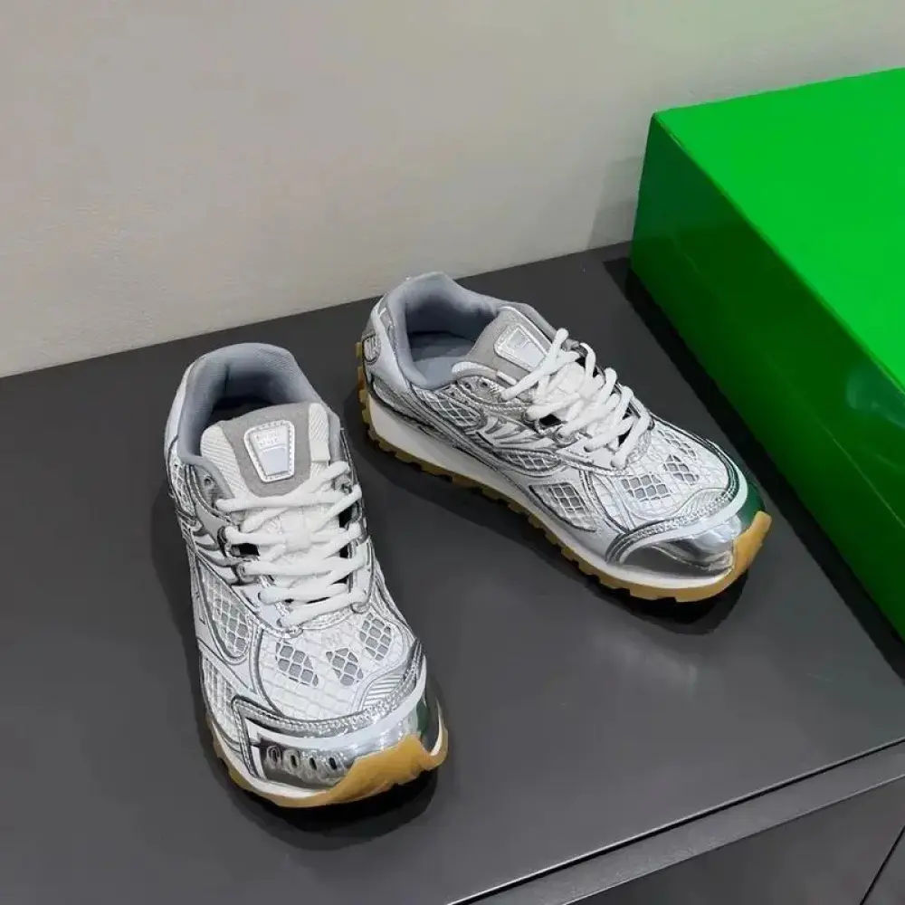 Lace Up Flat Causal Shoes Women Round Toe Designer Female Outside Walking Running Shoes Runway Trainers Couple Shoes,Breathable Comfortable Non-Slip Slides