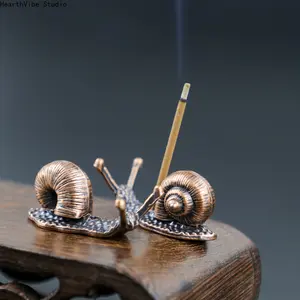 1pc Snail Incense Holder Zinc Alloy Incense Stick Dedicated Base Garden Style Desktop Decoration Ins Style Incense Ceremony Small Object Tea Room Study Decoration Natural Style Incense Utensil