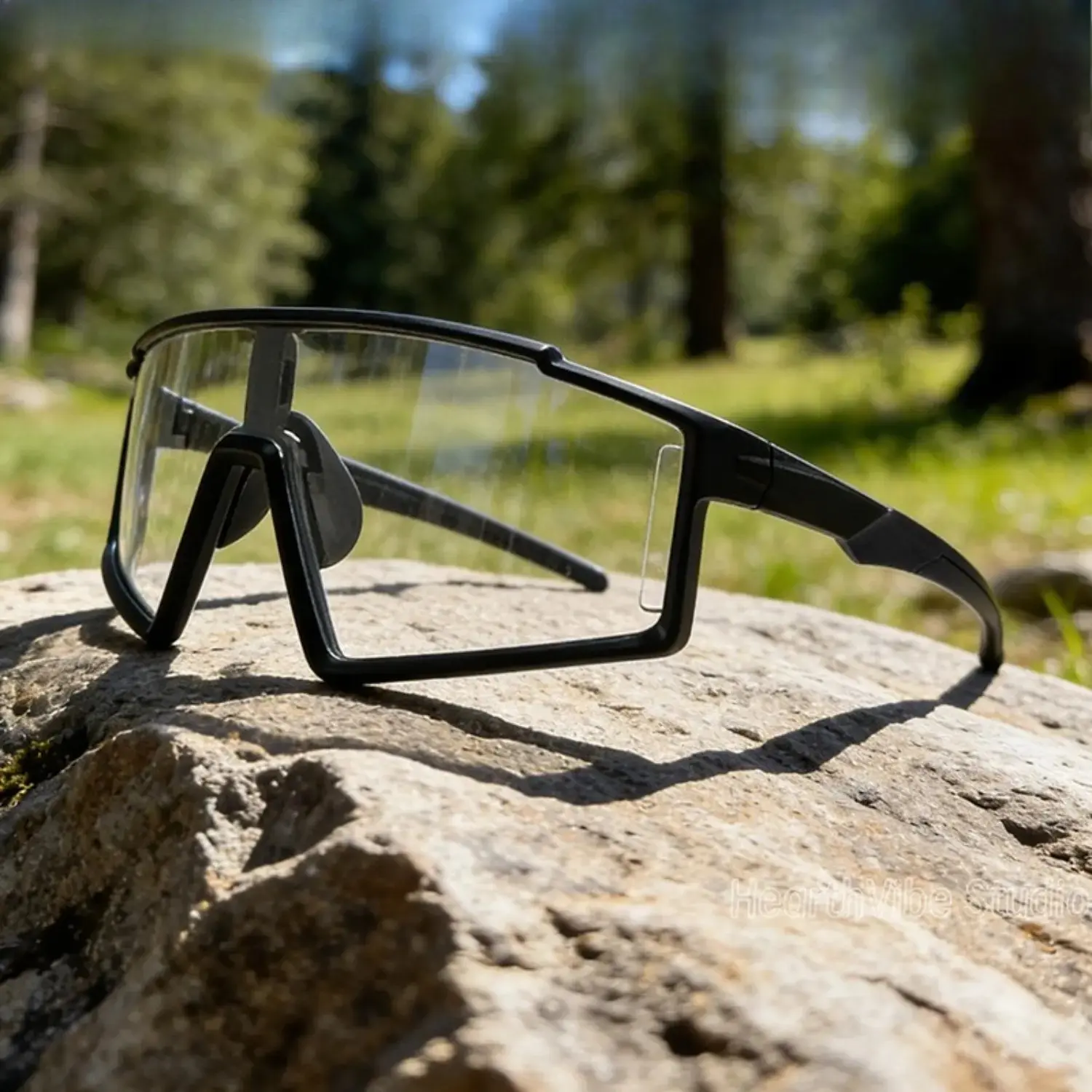 Large Frame Photochromic Safety Sports Glasses, UV400 Full UV Protection Windproof Eyewear for Cycling, Mountaineering & Outdoor Activities
