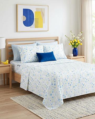 All Season Comforter and Year Round Medium Weight Super Soft Down Alternative Reversible 3-Piece Comforter Set, Full/Queen, Orange/Chocolate