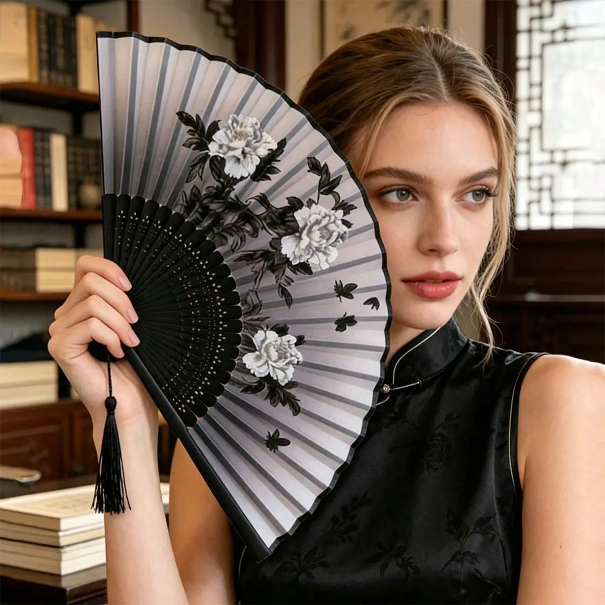 Vintage Fringe Folding Fan, Traditional Chinese Paper Fan, Hanfu Qipao Accessory, Dance Performance Fan, Bridesmaid Fan, Home Decor Fan, Portable Hand Fan