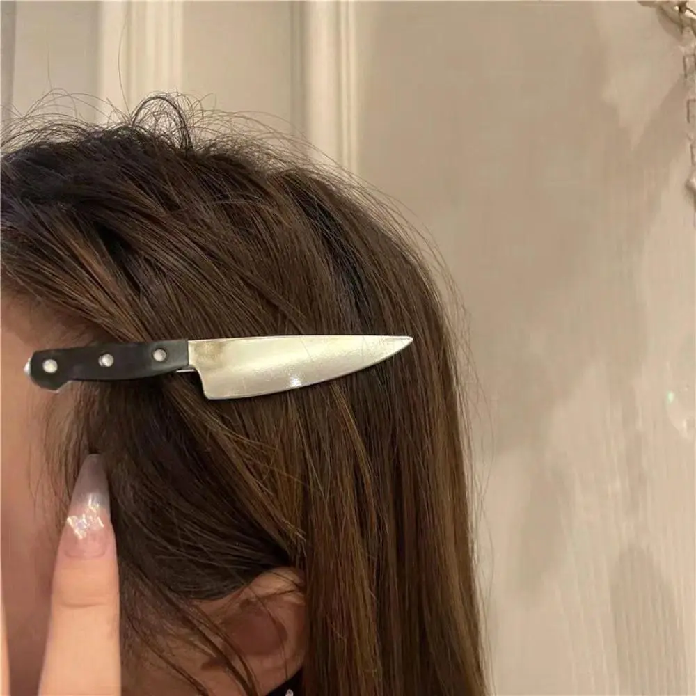2pcs Creative Gothic Emulation Knife Hair Clips Side Bangs Hairpins Funny Weird Knife Headwear Cosplay Parties Creative