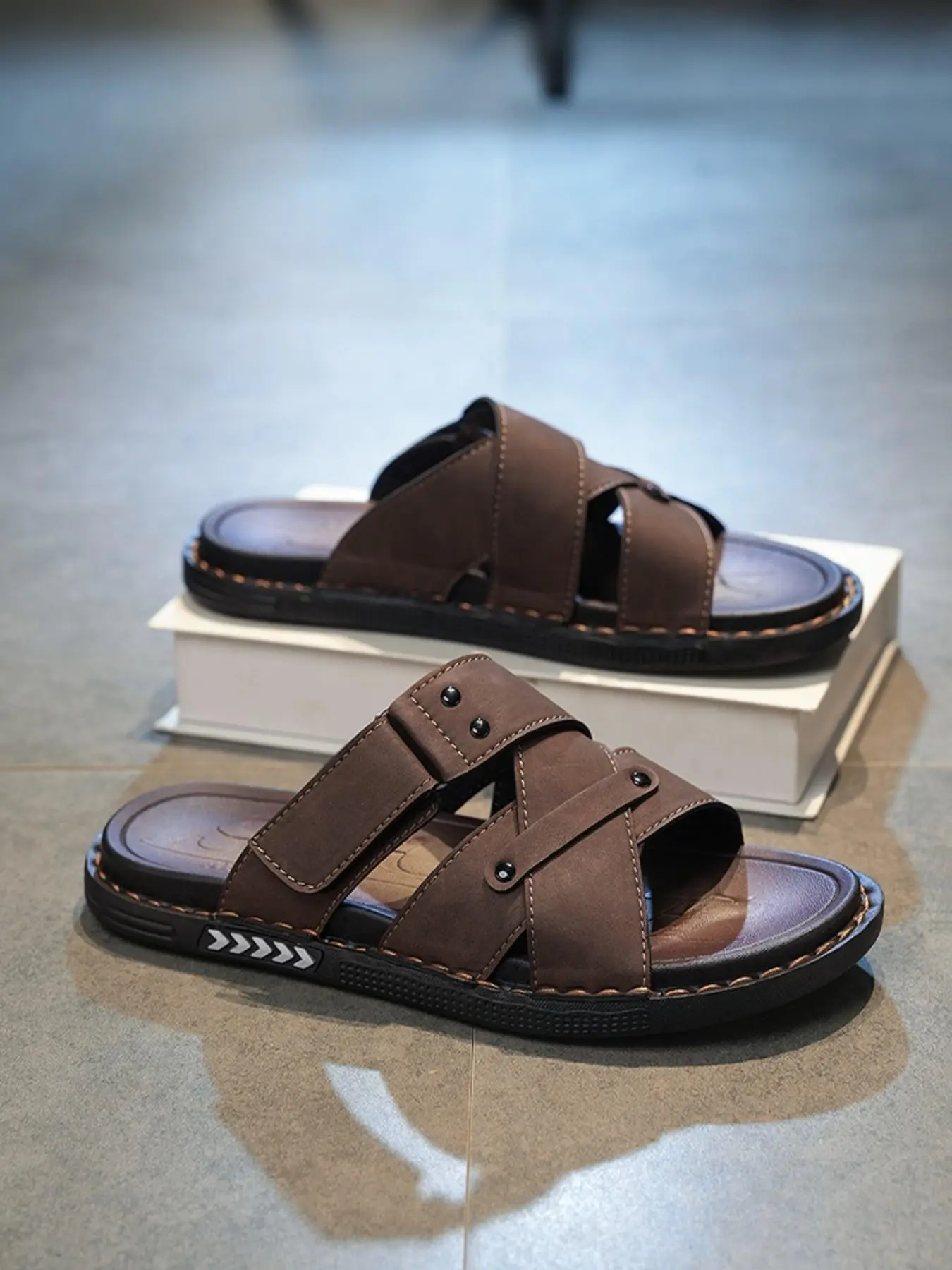 Men's Summer Sandals, Large Size Flip Flops, Slides Sandals, Lightweight Comfortable, Non-Slip Durable, Two-Way Design, Outdoor Casual Beach Shoes