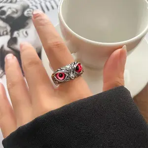 Adjustable Gothic Demon Owl Eye Ring - Retro Lucky Symbol Animal Jewelry, Vintage Punk Women's Finger Accessory, Sporty Protective Gear Complement