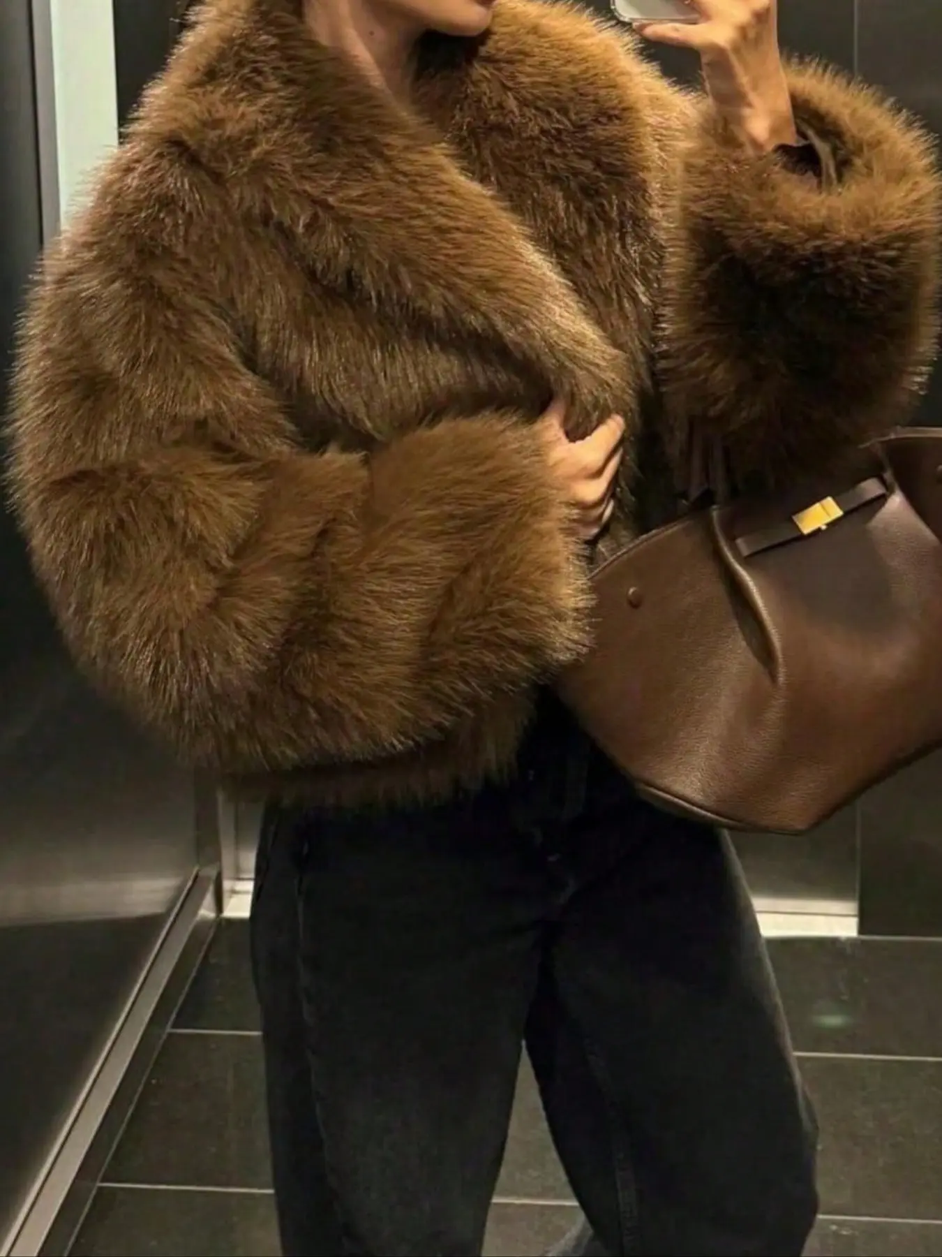 Indefeir Fall Winter New Fox Fur Look Artificial Leather Coat, Youthful Style Short Jacket, Fashionable Warm Outerwear for Women