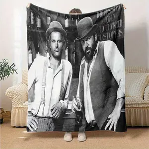 Character-Themed Digital Print Flannel Blanket - 100% Fiber, Suitable for All Seasons with Light Warmth, Ideal for Beds, Sofas, and Other Settings.Features a Vintage Style That Conveys a Character-inspired Atmosphere.A Soft and Skin-friendly Gift