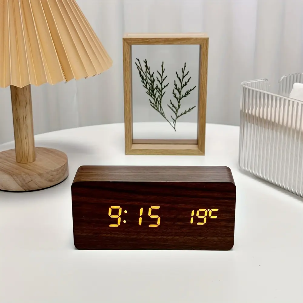 1Pc Minimalist Wooden Alarm Clock, USB powered with sleek modern look. Stylish home decor piece, Clocks for living room, perfect for bedside, desk, living room and office. Also a thoughtful gift for family and friends.