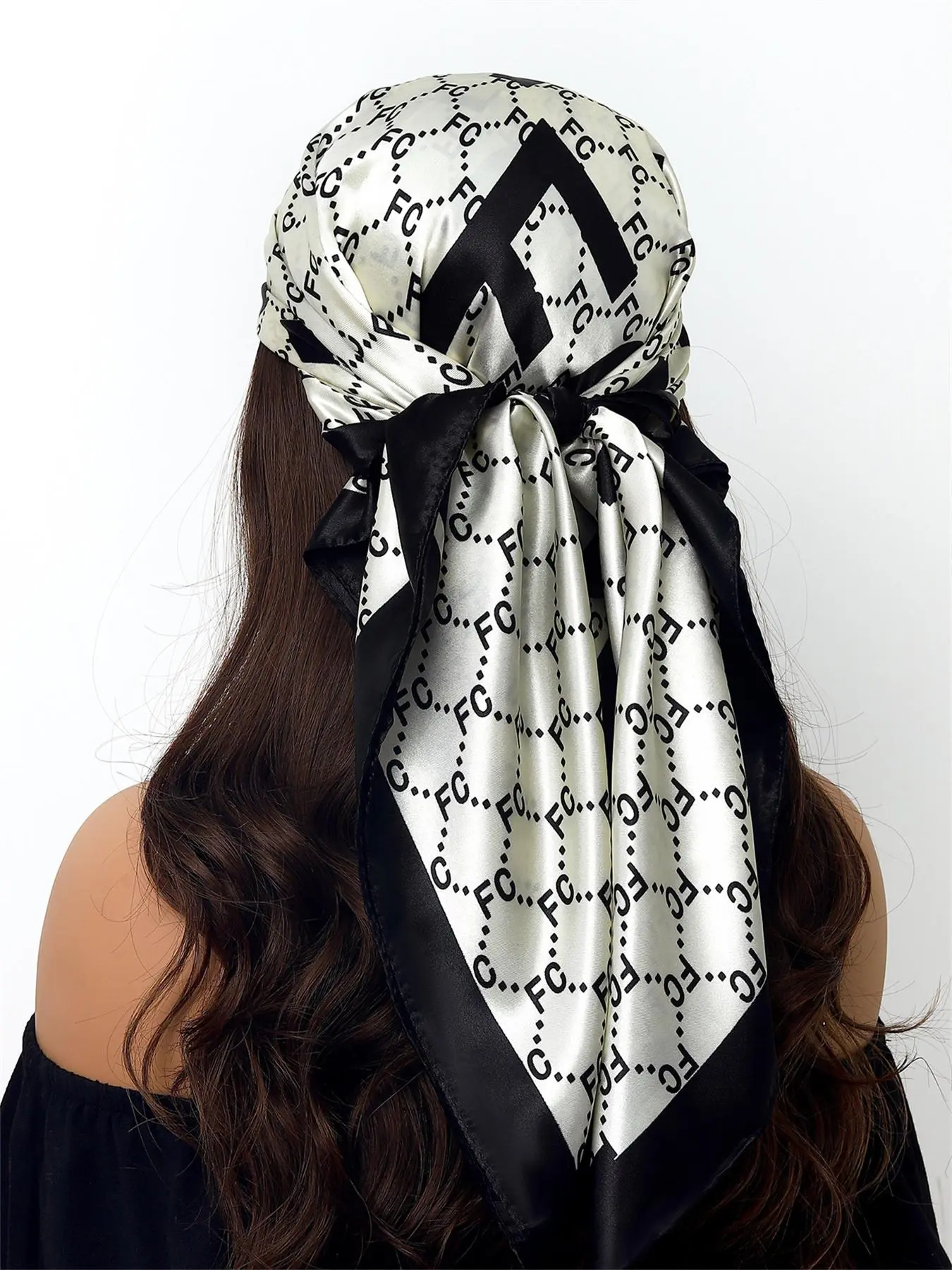 Vintage Letter & Plaid Pattern Square Head Scarf, Fashionable Soft Lightweight Scarf for Women & Girls, Casual Versatile Headscarf for Daily Wear, Vintage Print Headscarves