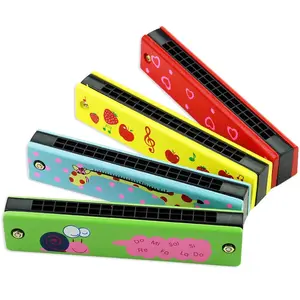 16-Hole Wooden Double Row Harmonica for Kids, Cute Cartoon Pattern, Beginner-Friendly Children's Musical Educational Toy (Stress Relief Classic Novelty Toy)
