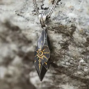 Retro Wishing Stone Men's Necklace Personalized Trendy Cool Meteorite Pendant Jewelry