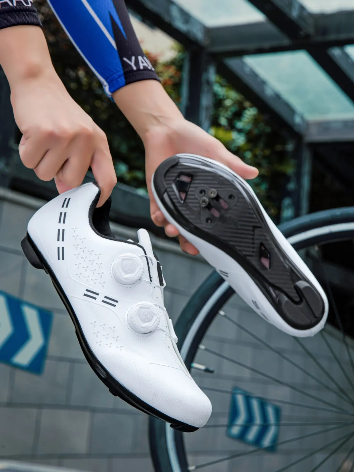 Men's and Women's Mountain Bike Shoes, Anti-Slip MTB Pedal-Compatible, Suitable for Gravel Biking and Running, Sporty Style