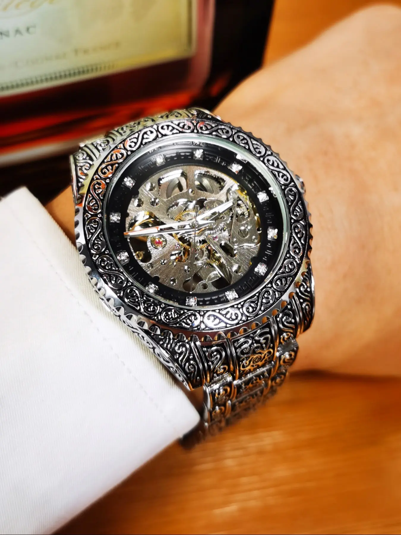 1pc Classic Vintage Skeleton Automatic Mechanical Watch for Men Luminous Hands Rotating Bezel Iced Out Design Dial Stainless Steel Strap Business Casual Mens Watches