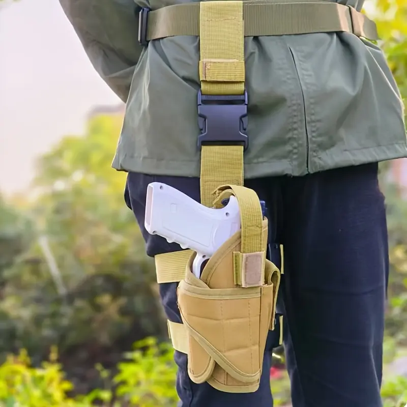 Outdoor thigh holster with quick-release nylon belt – right-hand carry, adjustable Velcro closure; suitable for hunting, fishing, and camping.