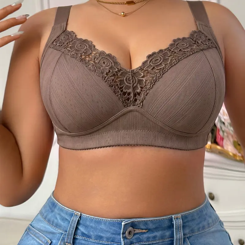 Plus Size Wireless Bra, Full Coverage Lace Support Bra, Ruched Edge, Lifts and Shapes, Ideal for Daily Wear, Comfortable Fit