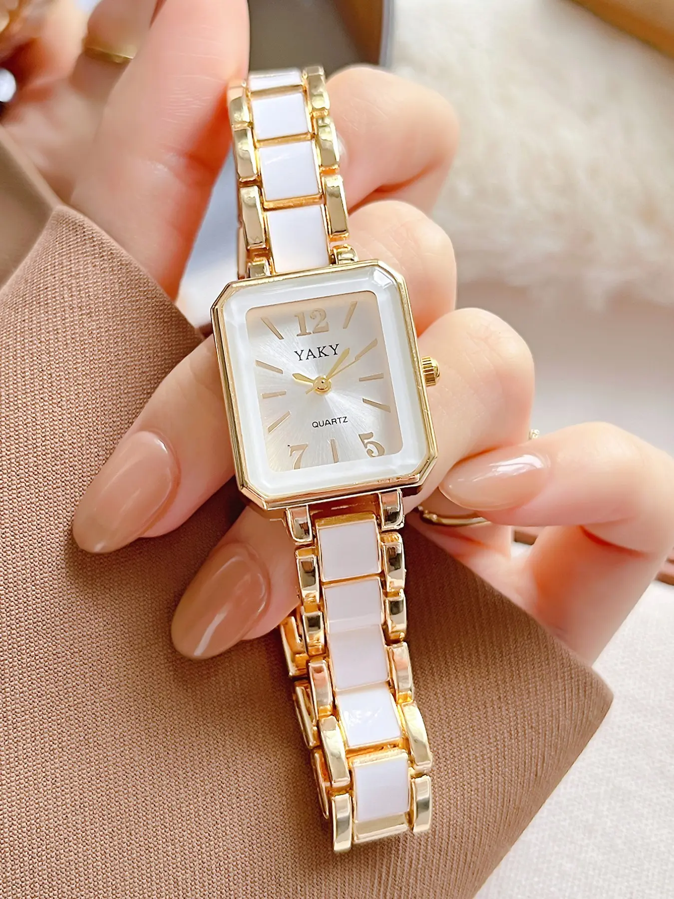 Women's Quartz Watch Elegant and Sexy Casual Fashion Analog Watch Perfect Gift for Valentine's Day Mother's Day Christmas Birthday New Arrival Hot Sale Top Brand Luxury Female Girls Favourite Stylish Beautiful Wristwatch