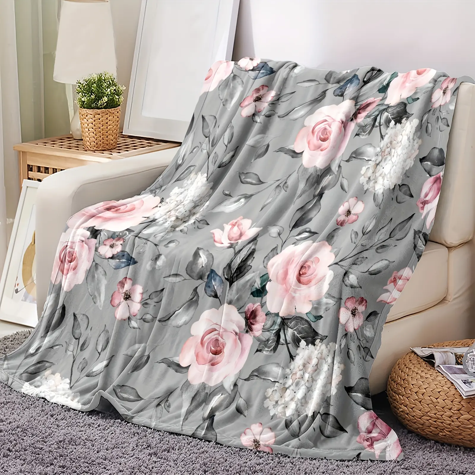 1pc Soft And Warm Floral Rose Print Flannel Blanket, Soft And Casual Warm Blanket, Multi-Purpose Office Blanket, Outdoor Camping Travel Blanket, All-Season Multi-Purpose Gift Blanket-280GSM