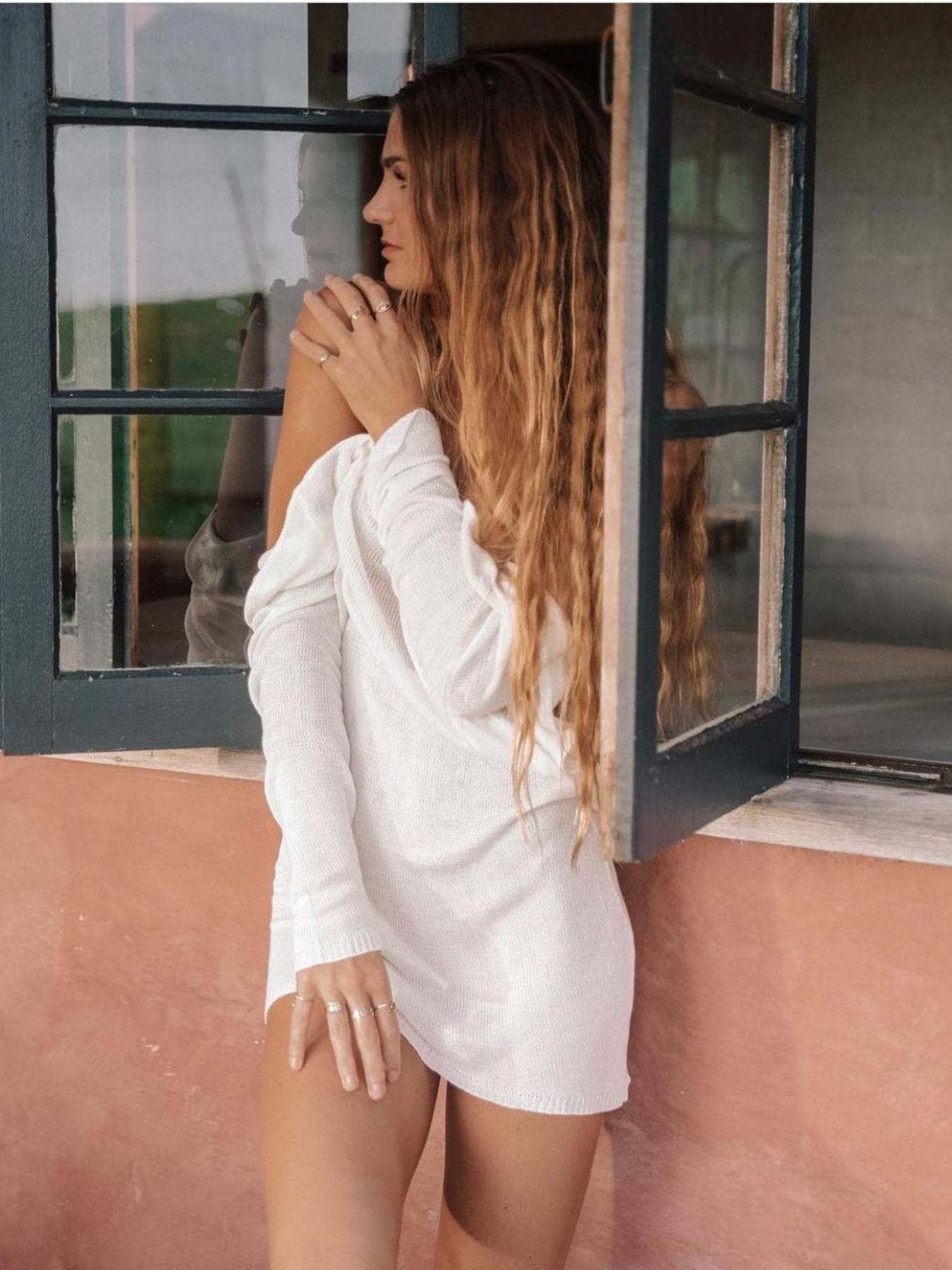 Women's Solid Backless Sheer Long Sleeve Cover Up Dress, Casual Cover Up Dress for Beach Holiday Vacation, Ladies Swimwear for All Seasons