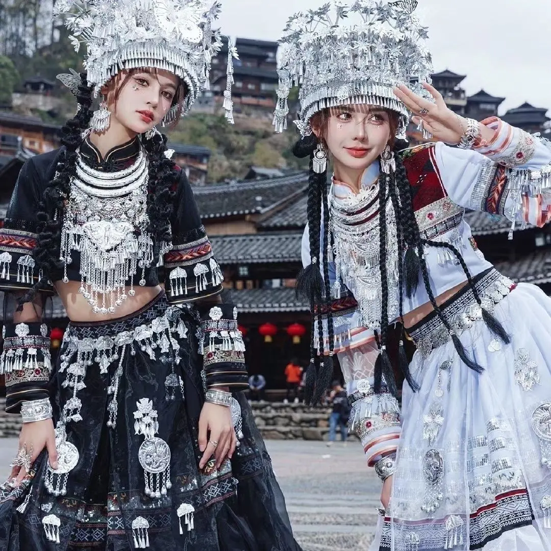 Hmong Miao Han-Element Photo Shoot Styling Set - Adjustable Fit, Camera Readiness, Ethnic Details, Multi-Size, Textured Look, Black/White/Red Skirt Options