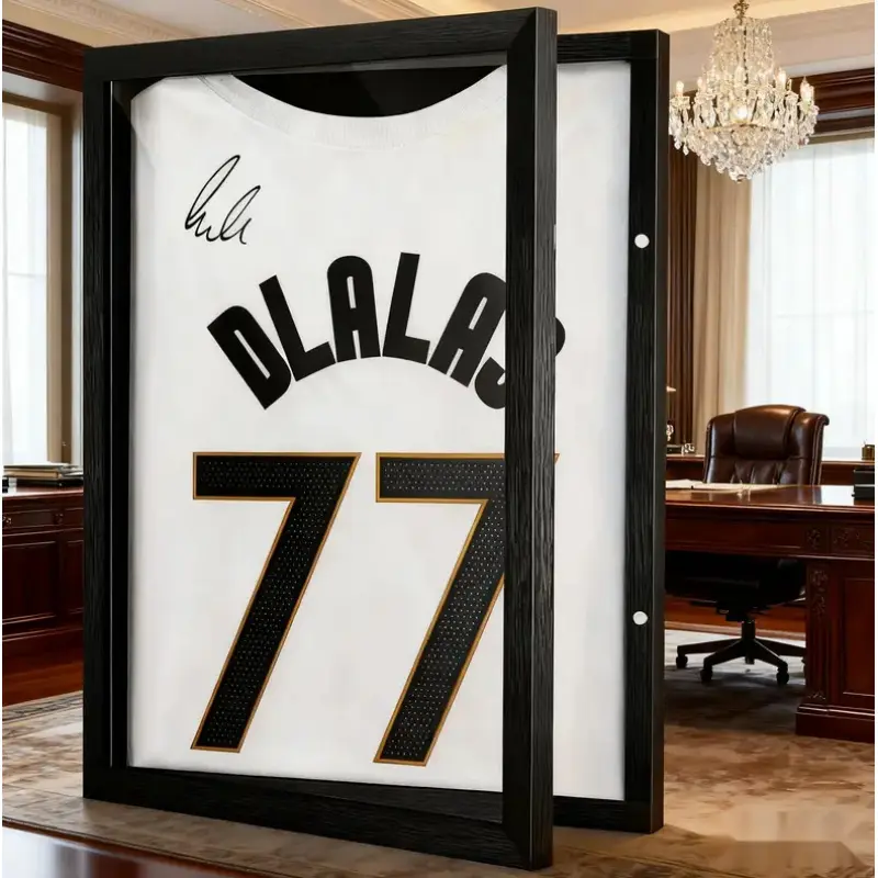 Ideal for displaying T-shirts and signed jerseys, souvenir shelves, collectible storage, fashion showcases, modern displays, high-quality materials, jersey hangers, display cases, perfect for memorabilia enthusiasts and sports fans—new arrivals