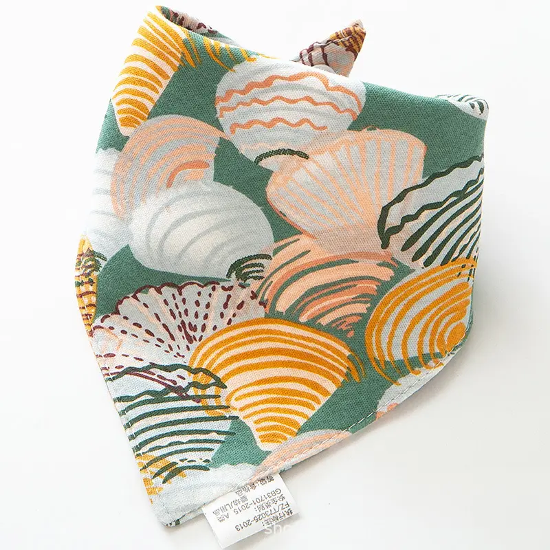 Sea Shell [Triangular Scarf]