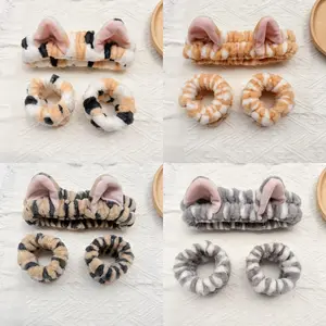 Cute 3Pcs Plush Cat Ear Headband Set for Women, Fluffy 3D Animal Hair Wrap with Matching Wristbands, Anti-spill Wrist Bands for Face Washing Skincare Makeup Autumn Winter Hair Accessories
