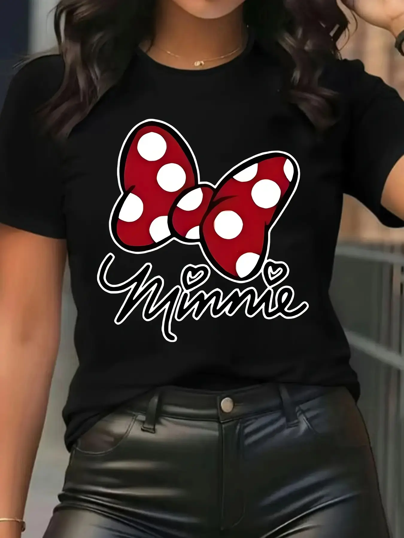 Minnie-style Red Polka Dot Bow and Handwritten "Minnie" Pattern Summer New Women's T-shirt Short Sleeve Top Casual Fashion Printed T-shirt for Women Elegant Women's Clothing